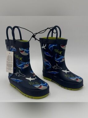 KomfortMe Kids Rain Boots Shark Print Navy Blue
Toddler Size 6 & Youth Size 12